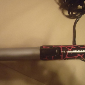 REMINGTON CURLING IRON  is being swapped online for free