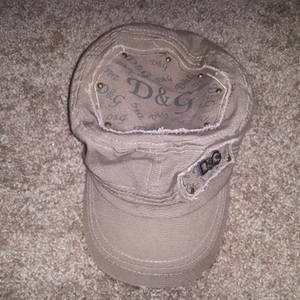 Faux D&G Military Cap is being swapped online for free