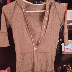 Abercrombie & Fitch Sweater is being swapped online for free