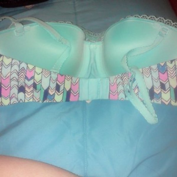 Aerie Bandeau Bra is being swapped online for free