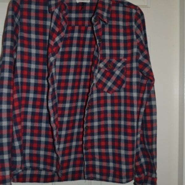 Red Plaid Shirt is being swapped online for free