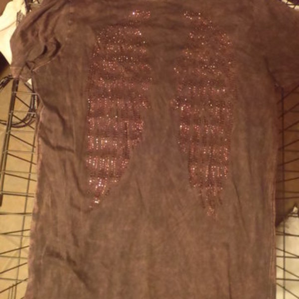 SINFUL BLING WINGS  is being swapped online for free