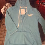 HOLLISTER HOODIE 3/4 SLEEVE  is being swapped online for free