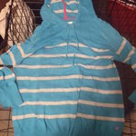 AMERICAN EAGLE HOODIE SWEATER  is being swapped online for free