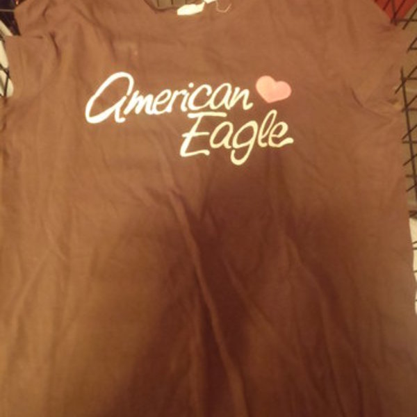 AMERICAN EAGLE SHIRT  is being swapped online for free