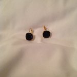 Kate Spade earrings is being swapped online for free
