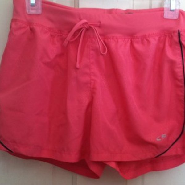 Pink Champion Shorts is being swapped online for free