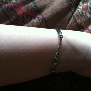 Peace bracelet  is being swapped online for free