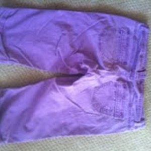 Candies Bramuda shorts/ capris is being swapped online for free