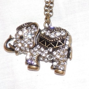 Elephant necklace and key necklace! is being swapped online for free