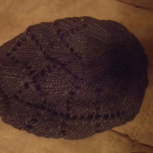 BLACK ACRYLIC HAT  is being swapped online for free