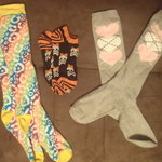 LOT OF 3 SOCKS  is being swapped online for free