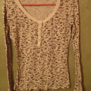 DAYTRIP THERMAL SHIRT (L)  is being swapped online for free