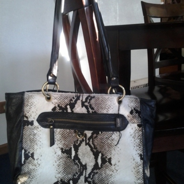 Cute Bag  is being swapped online for free