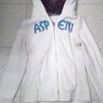 Old Navy White Fur Hoodie is being swapped online for free