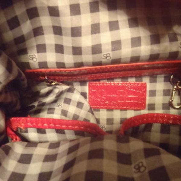 JESSICA SIMPSON PURSE is being swapped online for free