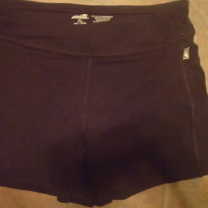 AVIA GYM SHORTS is being swapped online for free