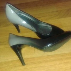Next High Heels size 6 ombre is being swapped online for free