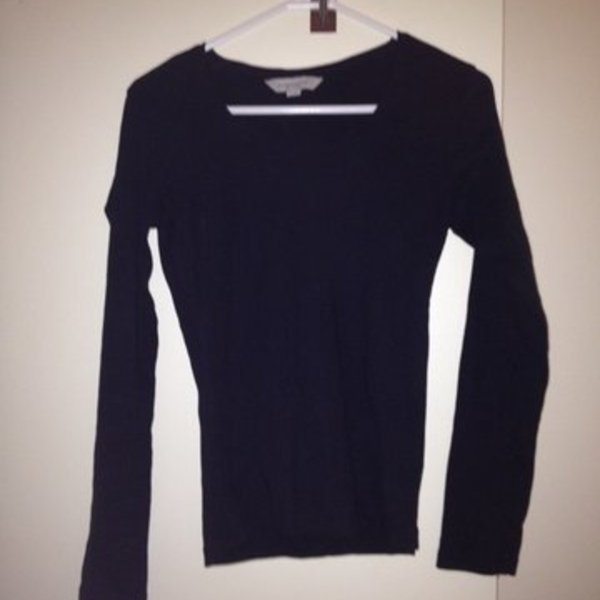 Emerson plain black long sleeve tee is being swapped online for free