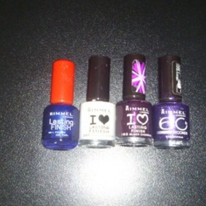 Rimmel London Nail Polish x4 is being swapped online for free