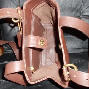 Coach Purse Authentic Vintage Leather Soho Tote Bag is being swapped online for free