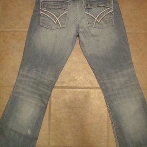 EXCELLENT AUTH. WILLIAM RAST JEANS SIZE 31 is being swapped online for free
