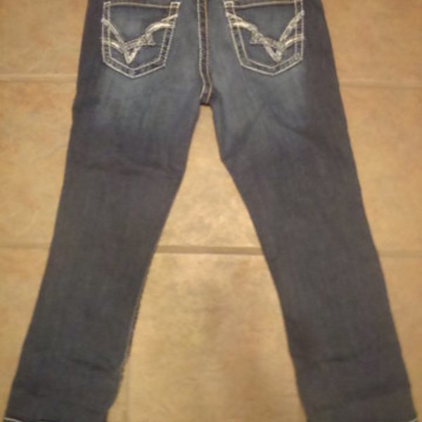 BIG STAR RIKKI LOW RISE CAPRI'S SIZE 31 is being swapped online for free