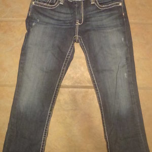 BIG STAR RIKKI LOW RISE CAPRI'S SIZE 31 is being swapped online for free