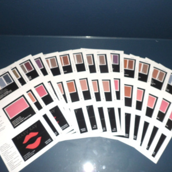 Mary Kay Make Up Samples is being swapped online for free