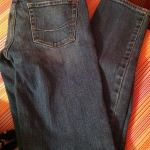 Bullhead Skinny Jeans 3 is being swapped online for free