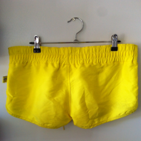 Spongebob board shorts is being swapped online for free