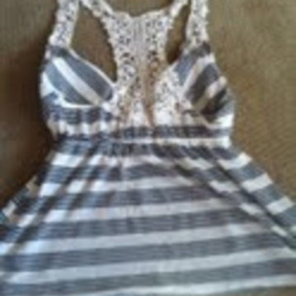 Twin Summer top w/ crochet straps is being swapped online for free