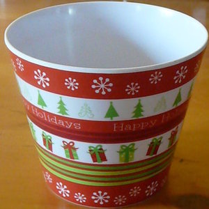 Christmas Items Lot B is being swapped online for free