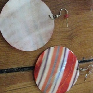 *free* Round Earrings is being swapped online for free