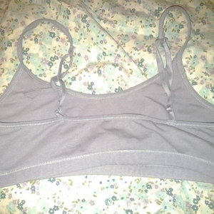 sports bra  is being swapped online for free