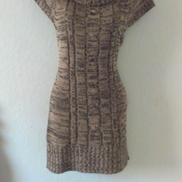 sweater tunic s is being swapped online for free