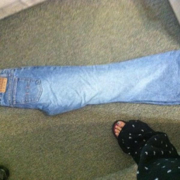 Size 11 Mudd Jeans is being swapped online for free