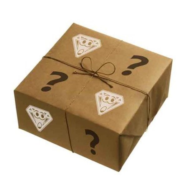 Clothing Mystery Box m/l is being swapped online for free