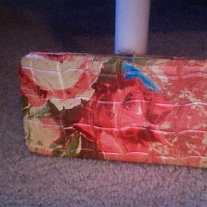 Miley Cyrus & Max Azaria Wallet is being swapped online for free