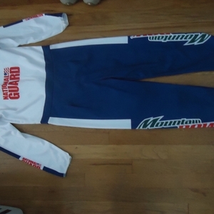 Nascar holleween costume M is being swapped online for free