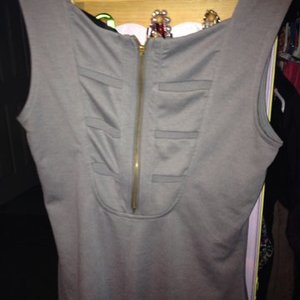 Grey dress is being swapped online for free
