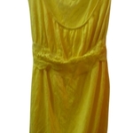 Yellow top M is being swapped online for free