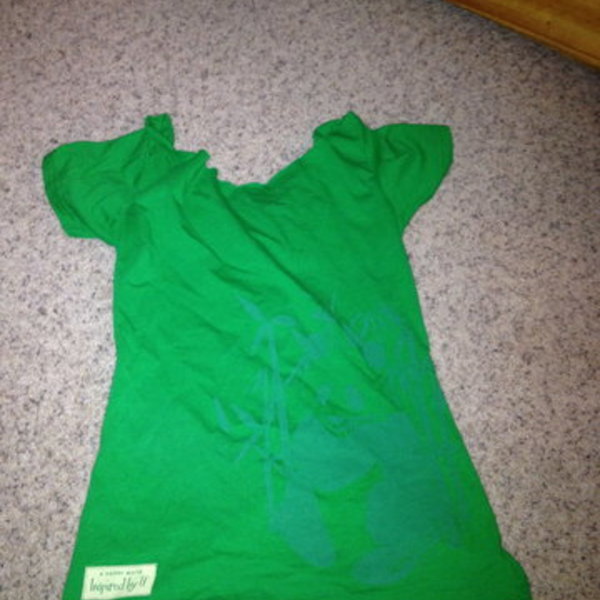 T-shirt with Cool Back is being swapped online for free