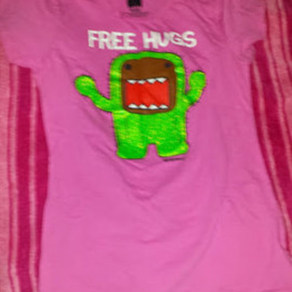 Domo free hugs is being swapped online for free