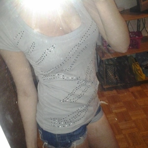 studded top is being swapped online for free