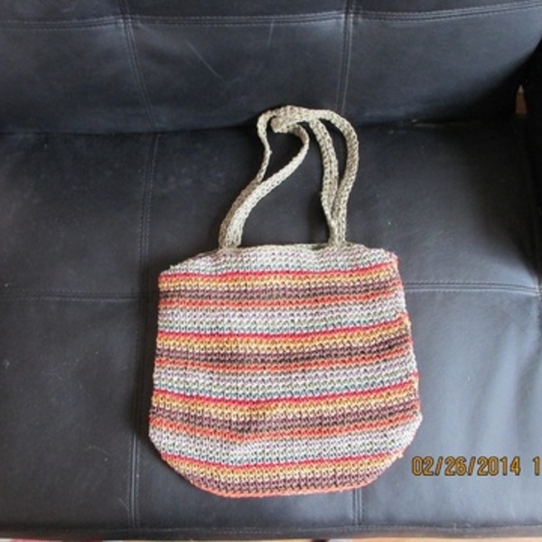 Simple woven purse/multi coloed h is being swapped online for free