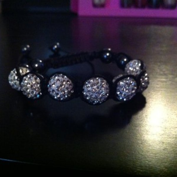 Swarovski Crystal Shamballa Bracelet is being swapped online for free