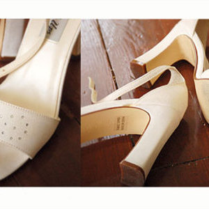 Off white sandals with rhinestone 7 1/2 is being swapped online for free