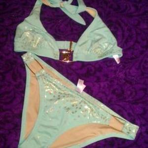 VICTORIA SECRET BIKINI is being swapped online for free