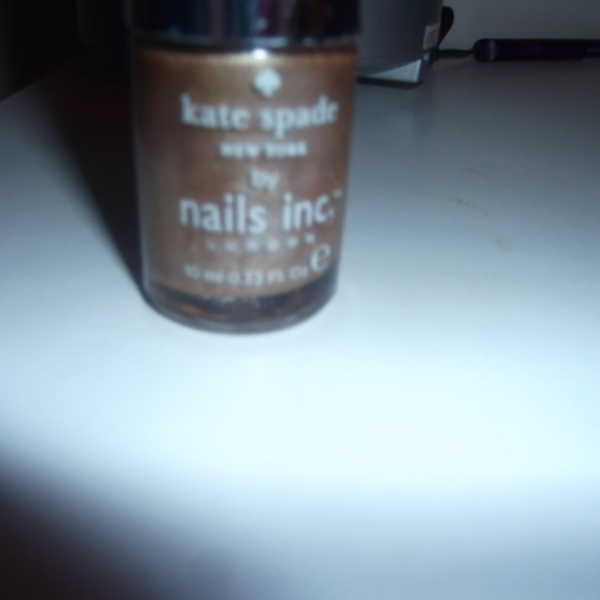nails inc nail polish 10 ml is being swapped online for free